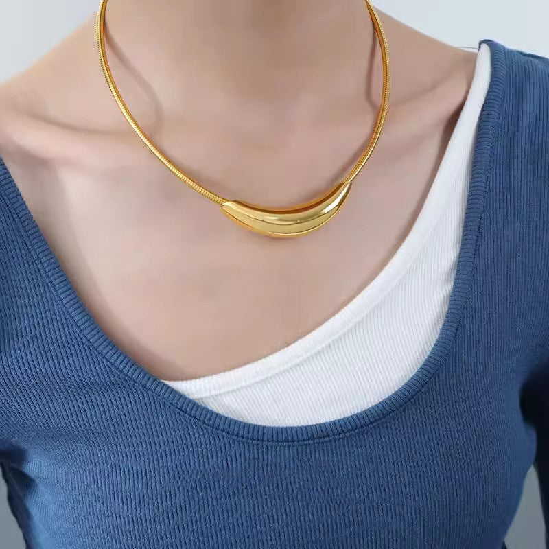 Titanium Steel Necklace Women's Light Luxury Personalized Clavicle Chain Necklace