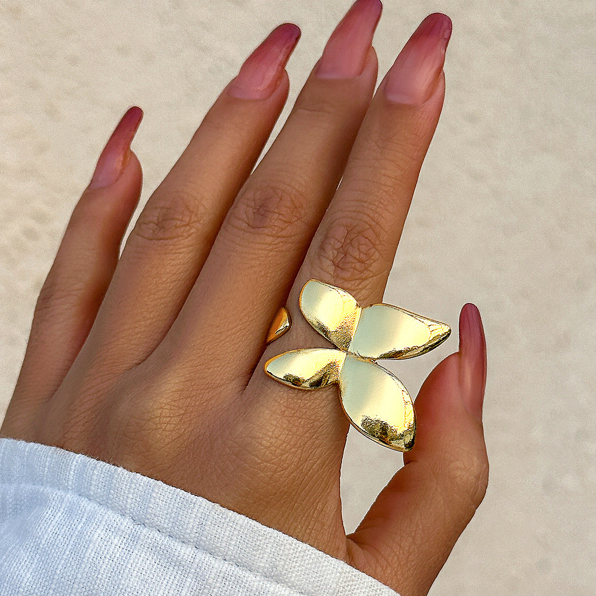 Metal Texture Glossy Butterfly Female RingRingSimplicity and Exaggeration French Style Bow Ring