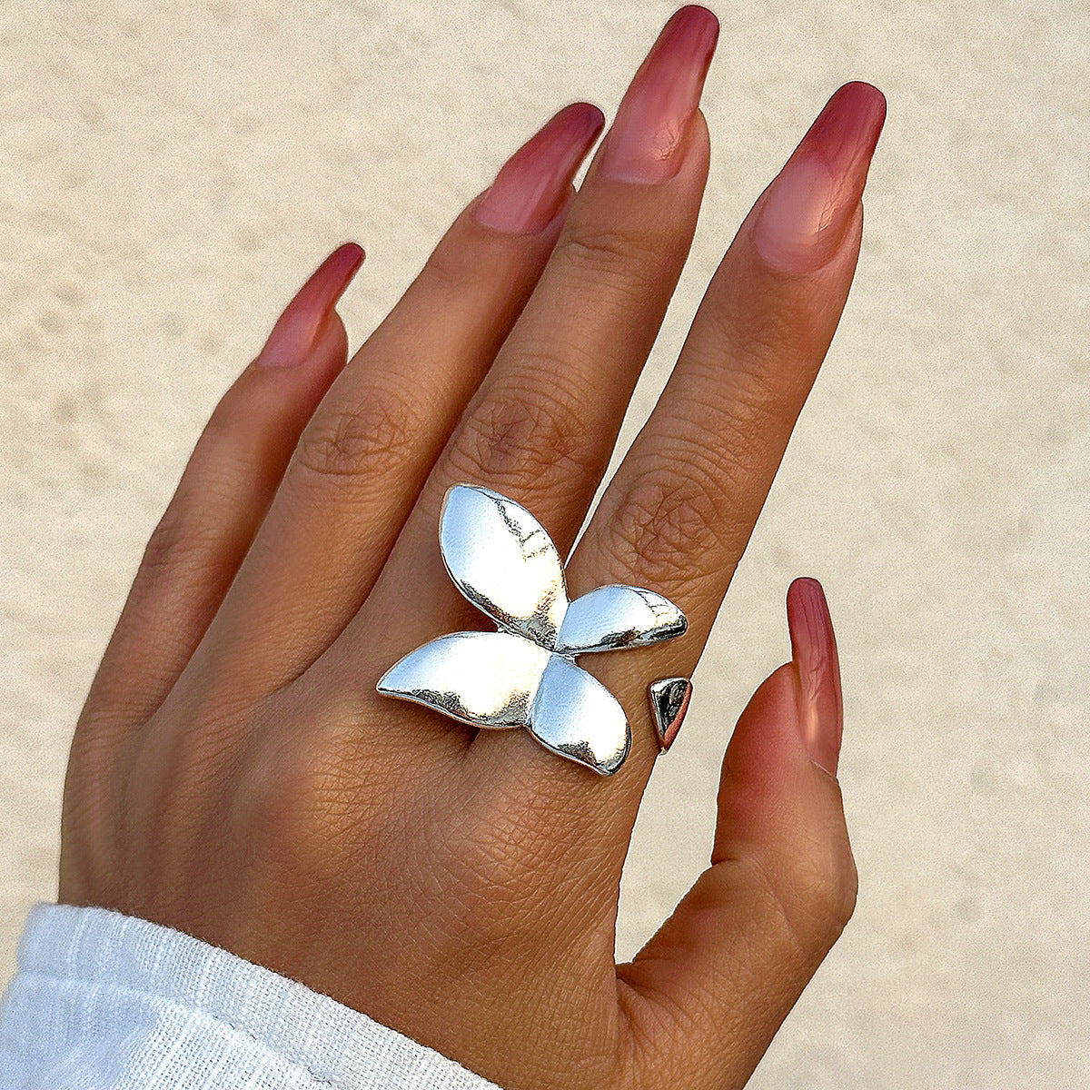 Metal Texture Glossy Butterfly Female RingRingSimplicity and Exaggeration French Style Bow Ring