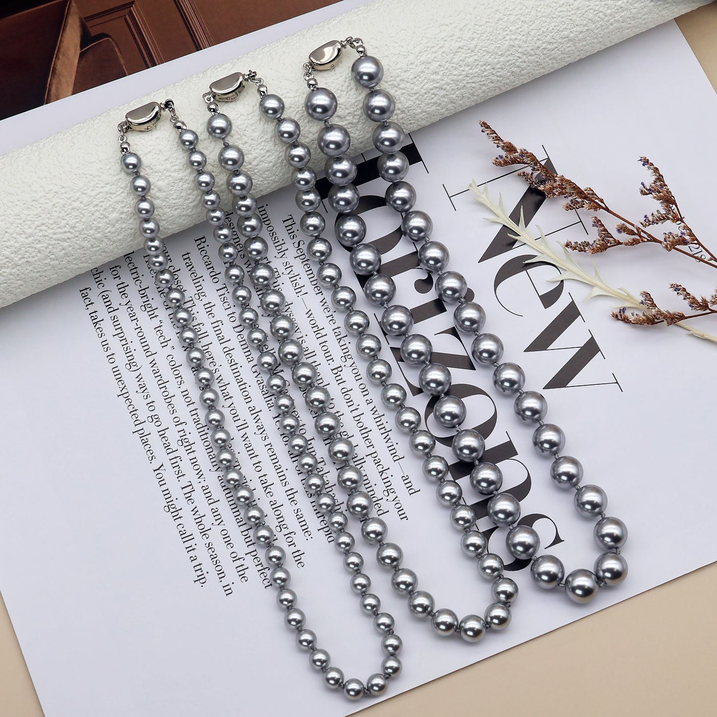 Shijia Pearl Necklace Ornament Women's High-Grade Exquisite Sweater Chain Retro Temperament Wild Niche Clavicle Chain Wholesale